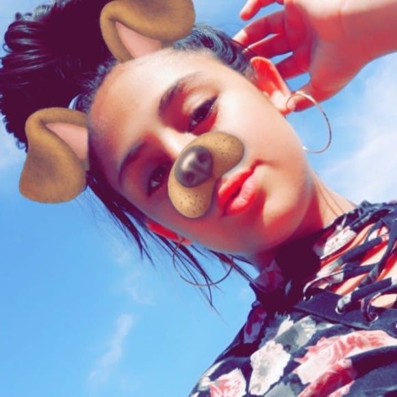 Meet your Posher, Alecia - Picture 1 of 1